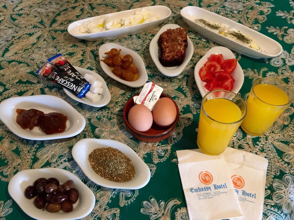 ביירות Embassy Hotel חדר תמונה
